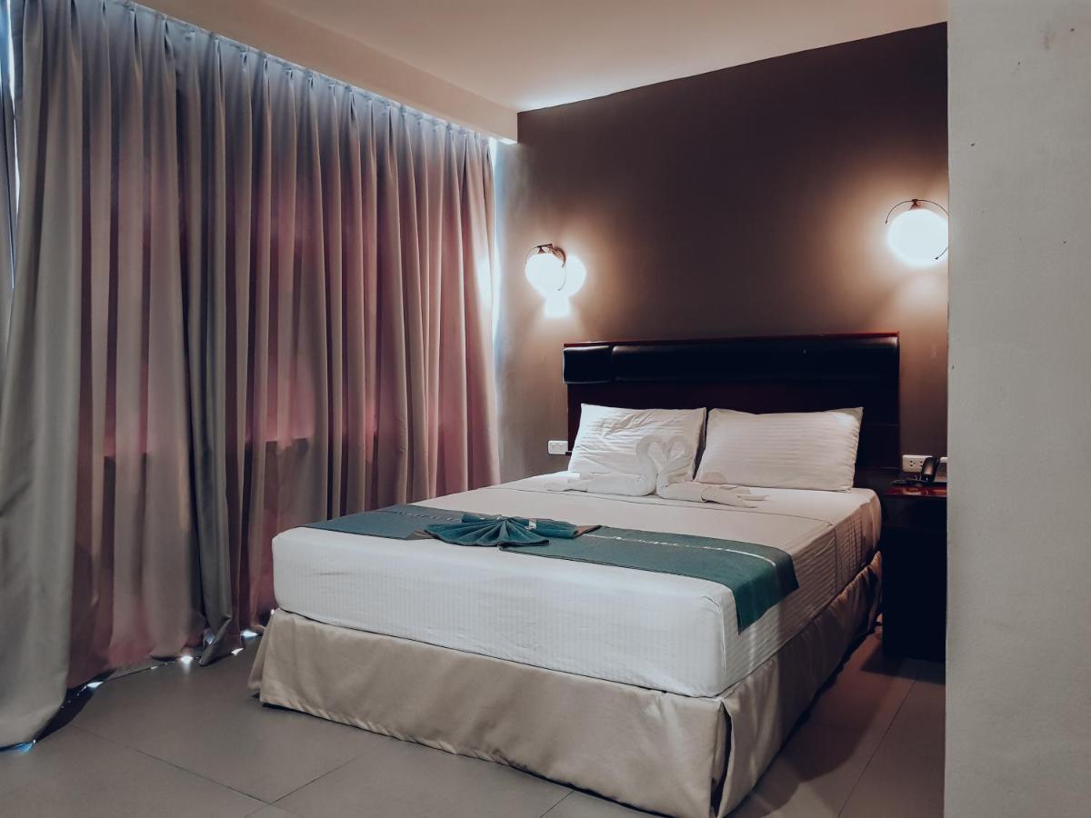 Dosi Hotel PH Talisay  Exterior foto